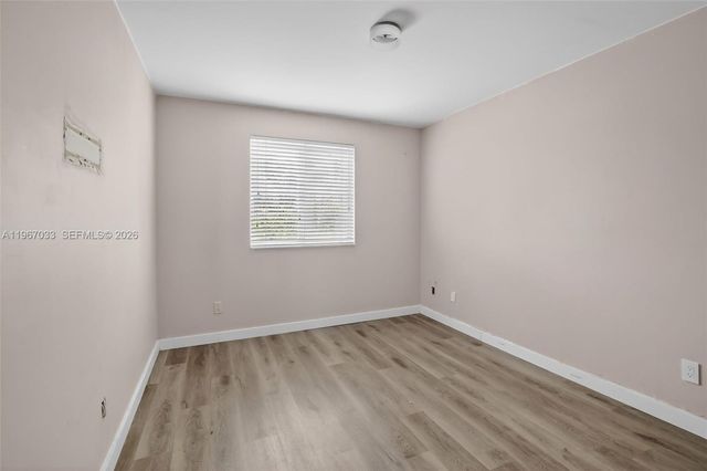 10755 SW 17th Place, Davie, FL 33324