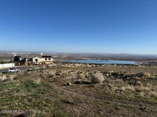 514 W Vic/ Lakeview Drive, Palmdale, CA 93551