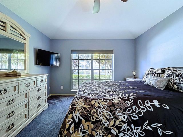 7517 SAVANNAH LANE, Tampa, FL 33637