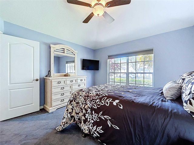 7517 SAVANNAH LANE, Tampa, FL 33637