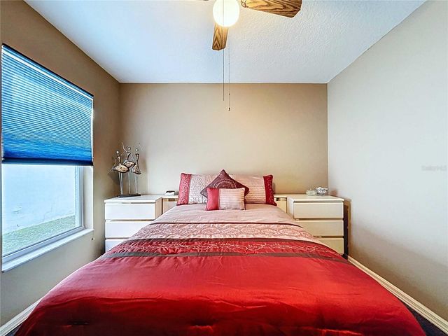 7517 SAVANNAH LANE, Tampa, FL 33637