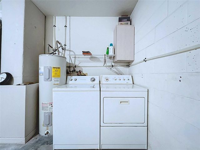 7517 SAVANNAH LANE, Tampa, FL 33637