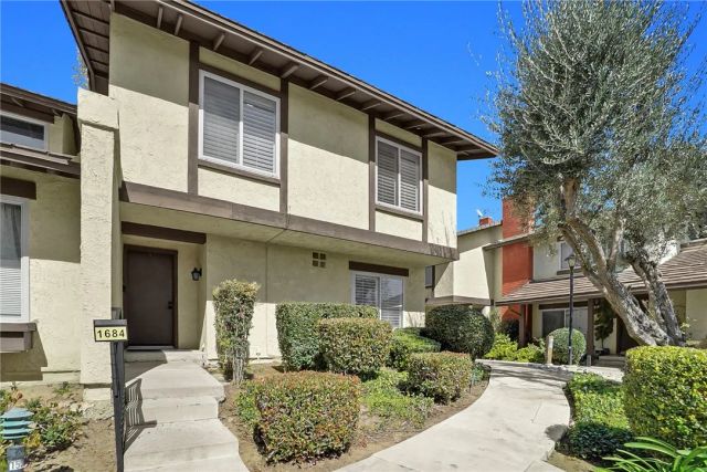1684 Aspen Village Way, West Covina, CA 91791