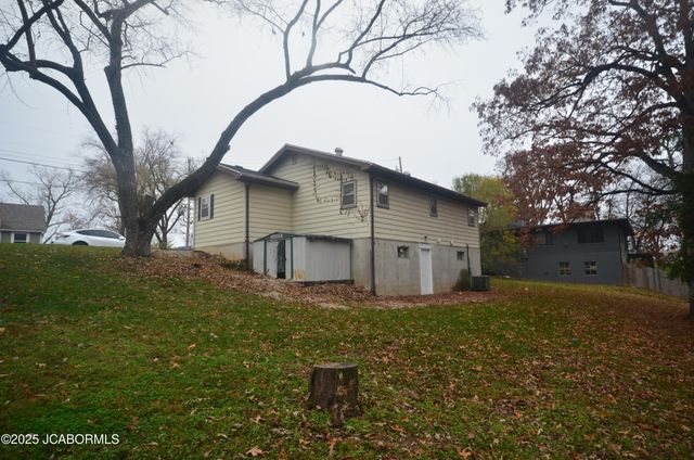 2849 S TEN MILE DRIVE, Jefferson City, MO 65109