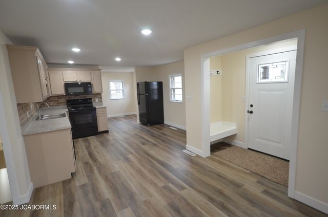 2849 S TEN MILE DRIVE, Jefferson City, MO 65109