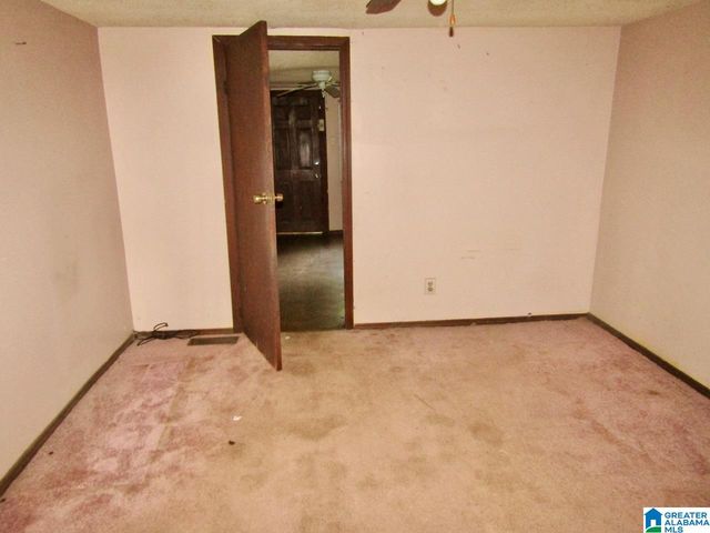 1545 3RD STREET SE, Graysville, AL 35073