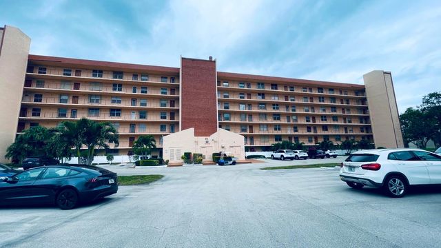 14575 Bonaire Boulevard 708, Delray Beach, FL 33446