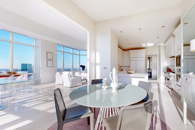 1 Franklin St PH4E, Boston, MA 02110