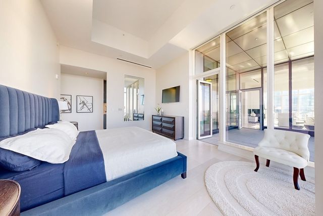 1 Franklin St PH4E, Boston, MA 02110