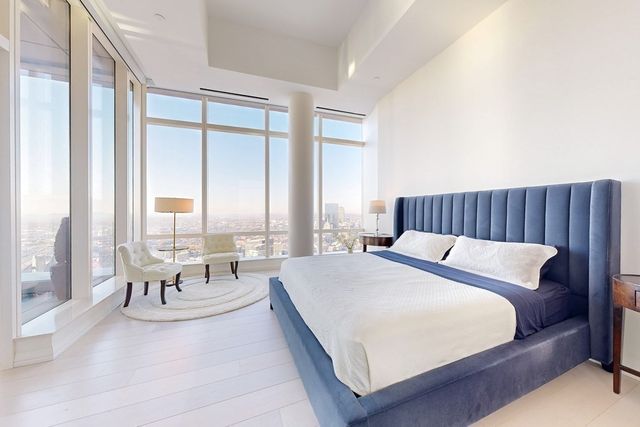 1 Franklin St PH4E, Boston, MA 02110