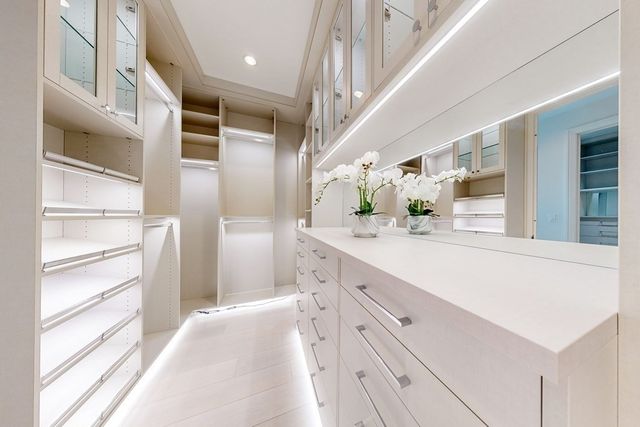 1 Franklin St PH4E, Boston, MA 02110