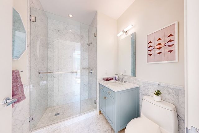 1 Franklin St PH4E, Boston, MA 02110