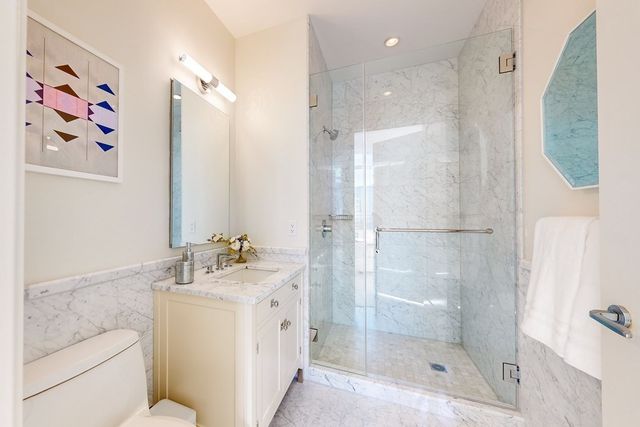 1 Franklin St PH4E, Boston, MA 02110