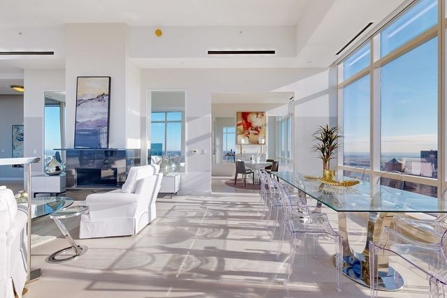 1 Franklin St PH4E, Boston, MA 02110