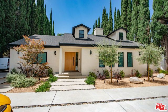 5955 Oakdale Avenue, Woodland Hills (los Angeles), CA 91367