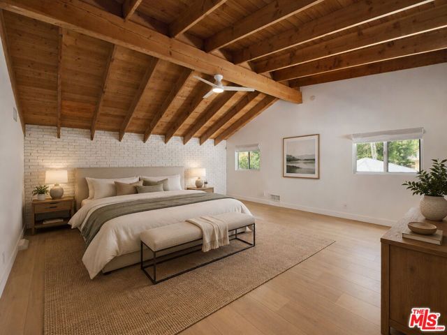 5955 Oakdale Avenue, Woodland Hills (los Angeles), CA 91367