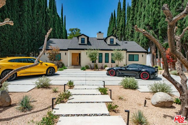 5955 Oakdale Avenue, Woodland Hills (los Angeles), CA 91367