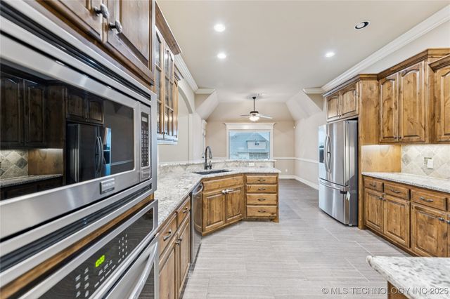 6724 E 87th Street North, Owasso, OK 74055