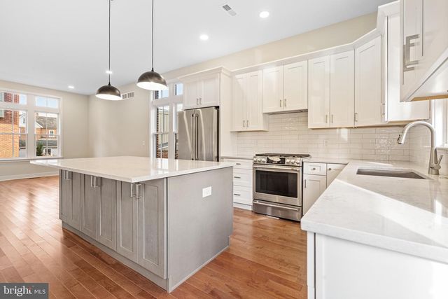 113 THORNTON LN, Newtown, PA 18940