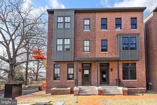 113 THORNTON LN, Newtown, PA 18940