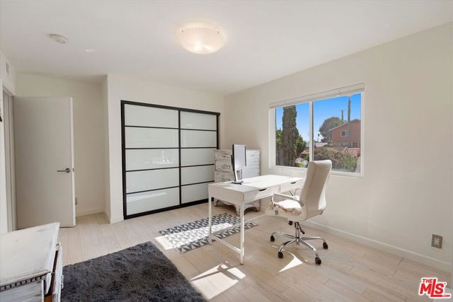 845 Brooks Avenue 1, Venice, CA 90291