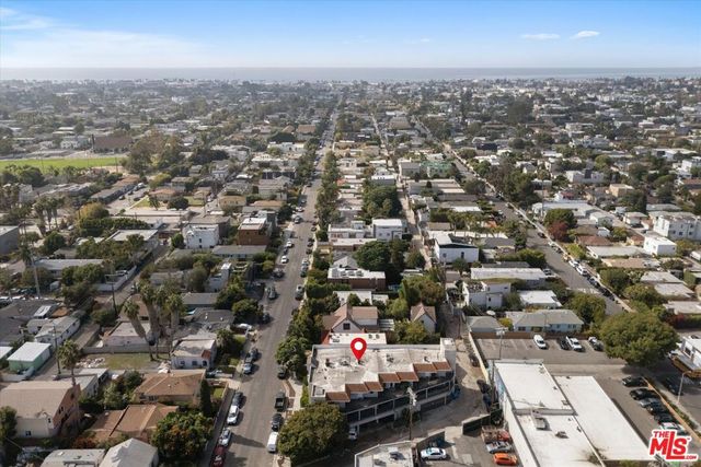 845 Brooks Avenue 1, Venice, CA 90291