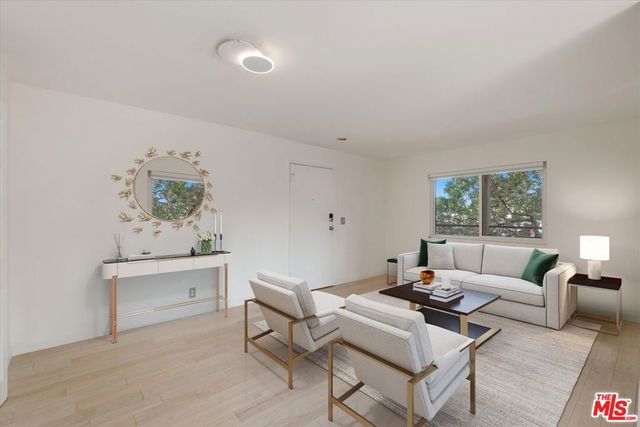 845 Brooks Avenue 1, Venice, CA 90291