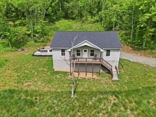 78 Dog Branch Rd, S, Pleasant Shade, TN 37145
