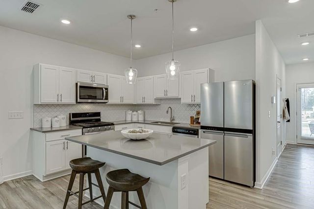 5508 Warwick Pass Street, Douglasville, GA 30135