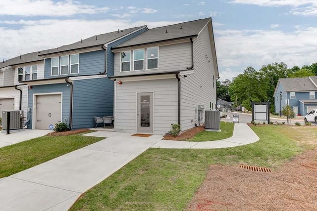 5508 Warwick Pass Street, Douglasville, GA 30135