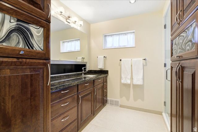 2018 E TWIN VIEW DR, Millcreek, UT 84109