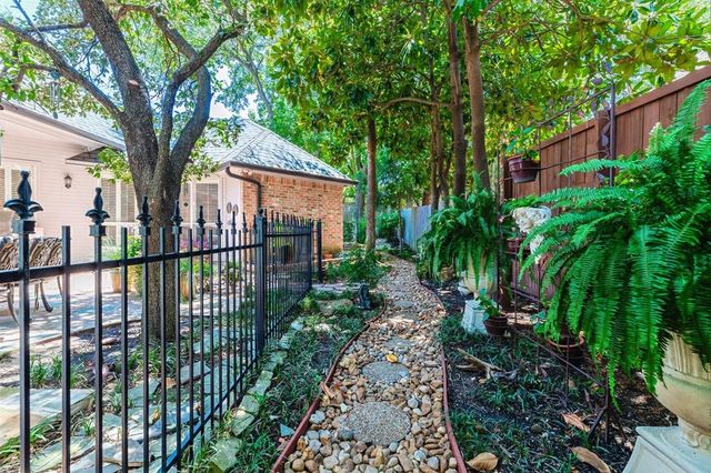 301 W Mill Valley Drive, Colleyville, TX 76034