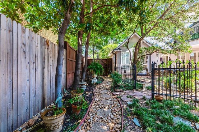 301 W Mill Valley Drive, Colleyville, TX 76034