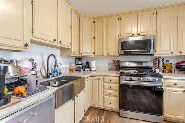 9950 Topanga Canyon, Chatsworth (los Angeles), CA 91311