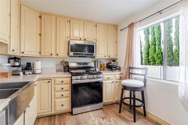 9950 Topanga Canyon, Chatsworth (los Angeles), CA 91311