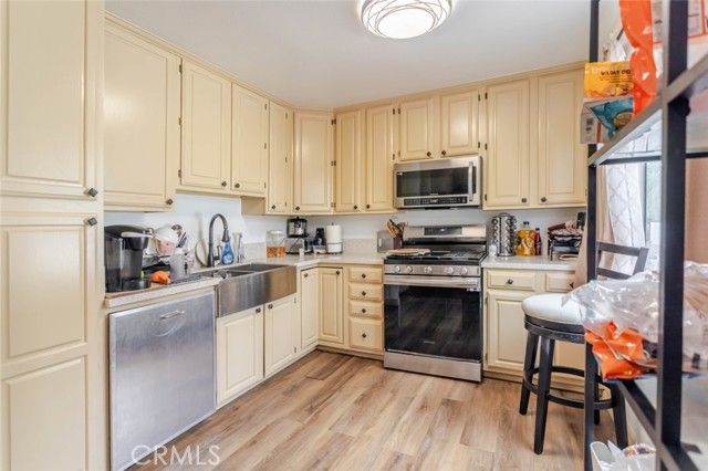 9950 Topanga Canyon, Chatsworth (los Angeles), CA 91311