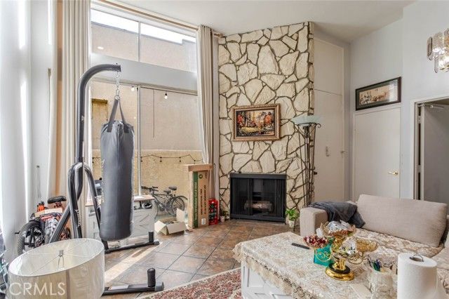 9950 Topanga Canyon, Chatsworth (los Angeles), CA 91311