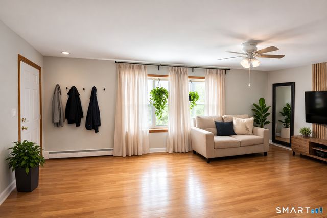 88 Elizabeth Ann Drive, New Haven, CT 06512