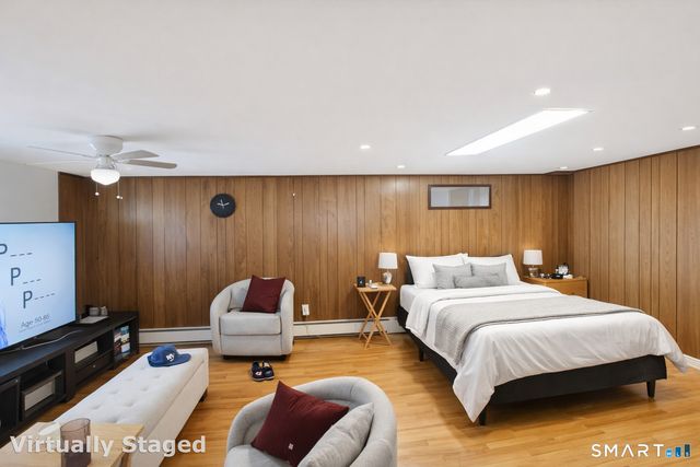 88 Elizabeth Ann Drive, New Haven, CT 06512