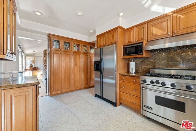 4845 Parkglen Avenue, View Park, CA 90043