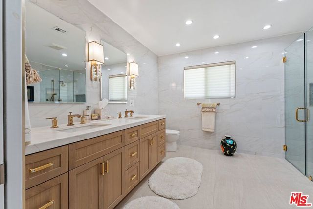 4845 Parkglen Avenue, View Park, CA 90043