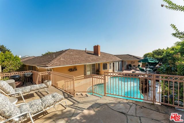 4845 Parkglen Avenue, View Park, CA 90043