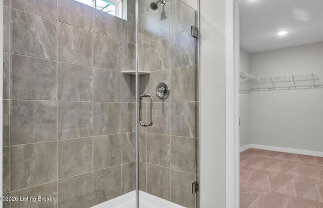 3000 Catalpa Glen Dr, Fisherville, KY 40023