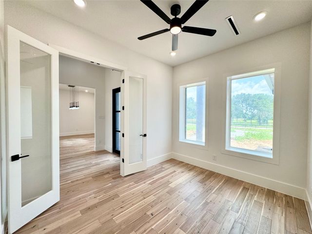14260 Hargrove Lane, Washington, TX 77880