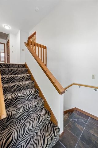155 North Shore Drive, Lake Waukomis, MO 64151