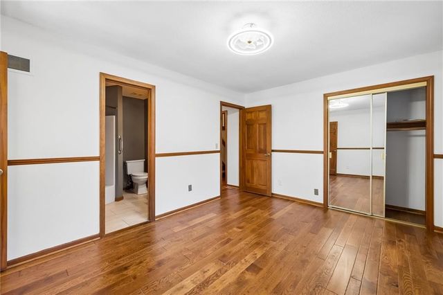 155 North Shore Drive, Lake Waukomis, MO 64151