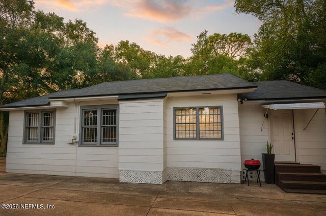 1124 KENMORE Street, Jacksonville, FL 32208