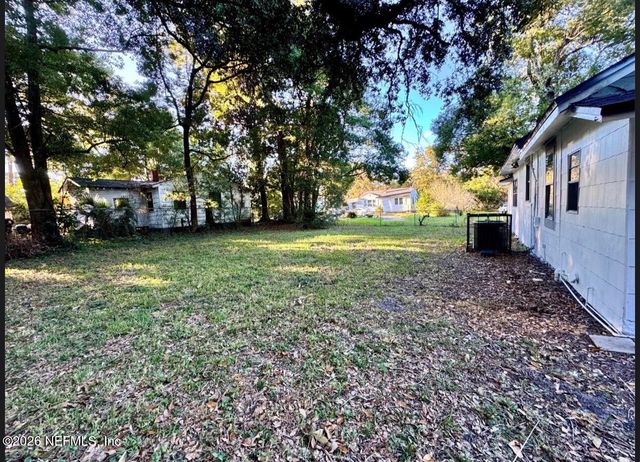 1124 KENMORE Street, Jacksonville, FL 32208