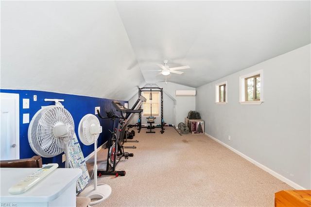 2044 Columbo AVE, Chesapeake, VA 23321