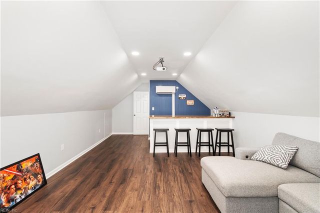 2044 Columbo AVE, Chesapeake, VA 23321